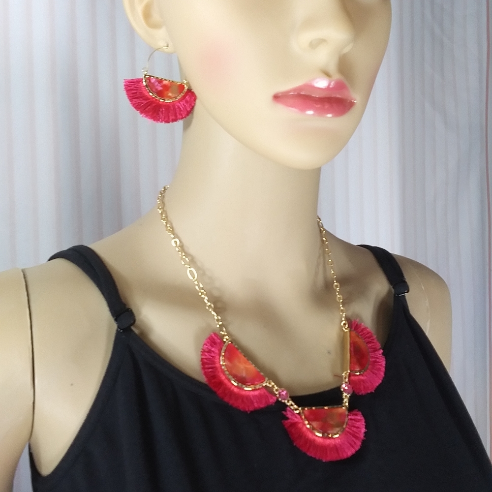 PAPPAGALLO Goldtone Mixed Stone & Magenta Satin Fringe Earrings & Necklace NWT